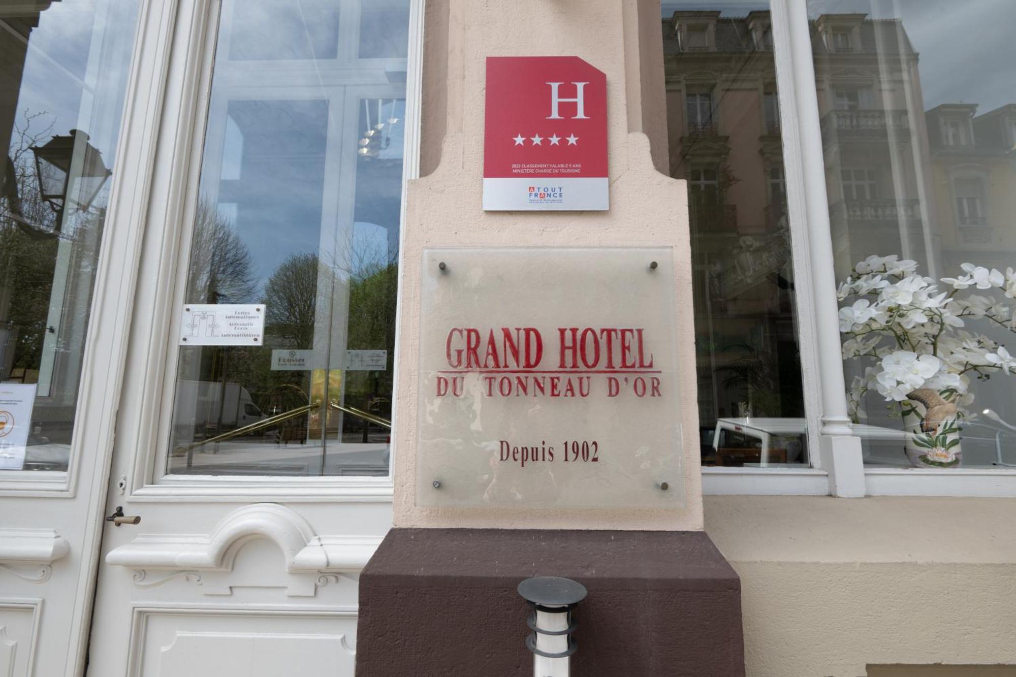 בלפורט Grand Hotel Du Tonneau D'Or מראה חיצוני תמונה